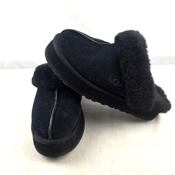 UGG Shoes - UGG Genuine Suede Disquette Platform Fur Lined Slip Ons Size 8.5